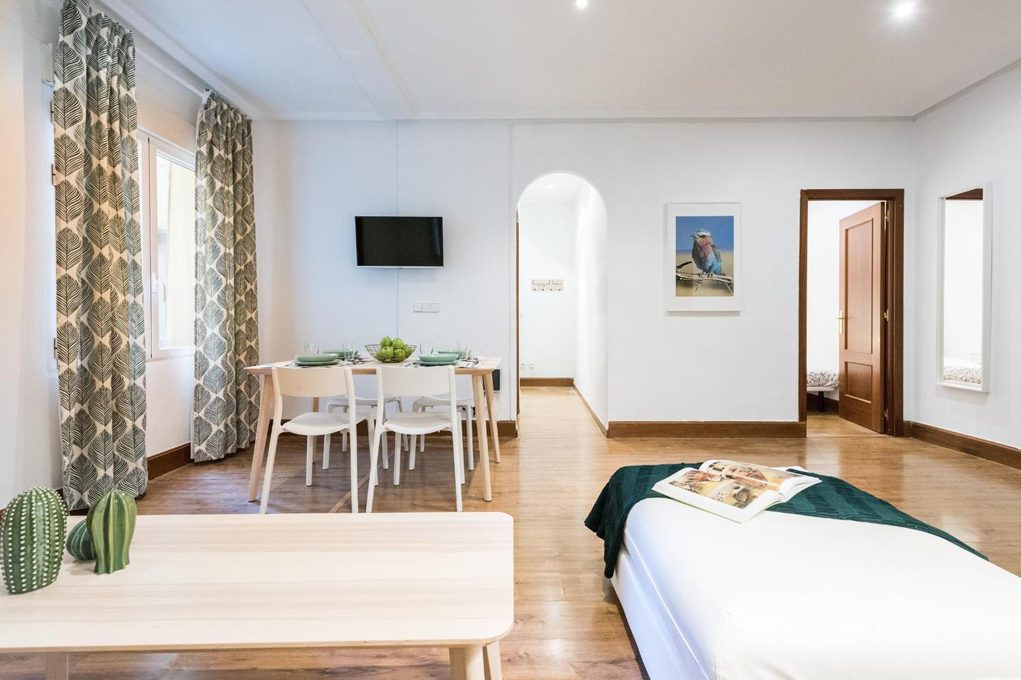 Lujosos Apartamentos En El Centro De Мадрид Экстерьер фото